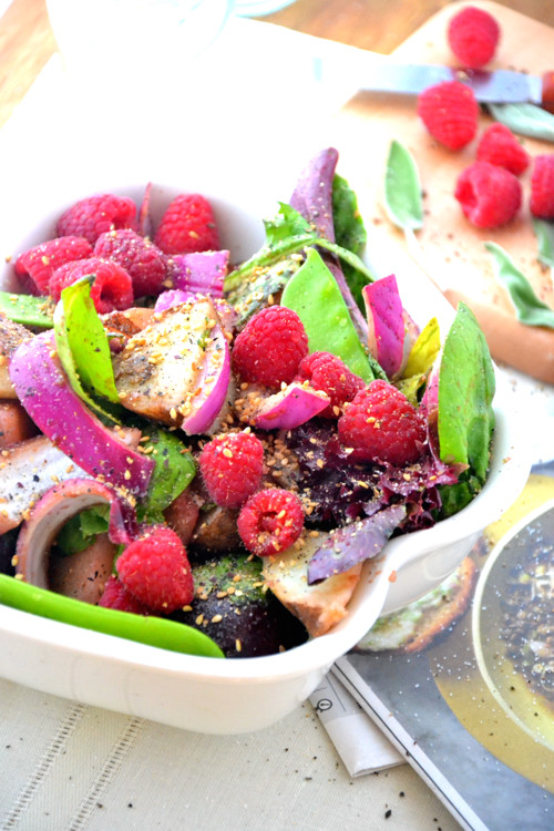 Sweet n’ Spicy Raspberry Salad with Honey Vinaigrette