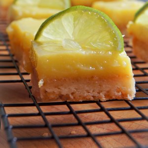 Almond Lemon-Lime Slice