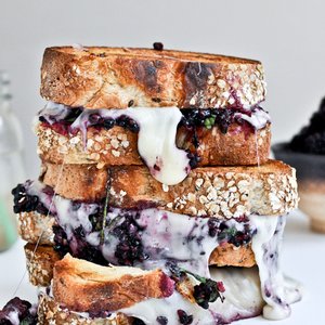 Grilled Fontina and Blackberry Basil Smash Sandwiches
