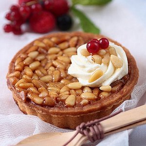 Pine Nut Tarelette