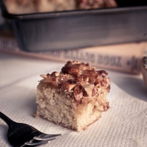 Golden Crunch Cake