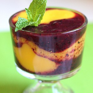 Mango-Berry Swirled Smoothies