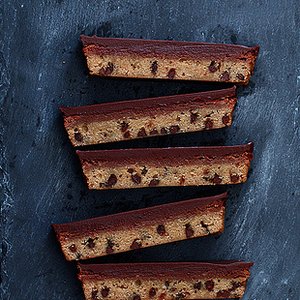 Chocolate Chip Nutella Cheesecake Bars