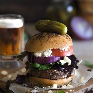 The Classic Cheeseburger