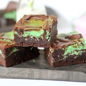 Mint Chocolate Freezer Brownies