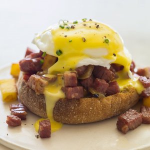 Corned Beef Hash Eggs Benedict