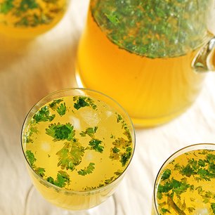 Almond Ale Lemon Spritzers