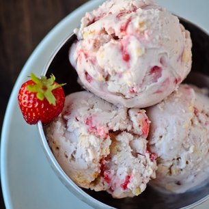 Roasted Strawberry Ice Cream with White Chocolate Milk Crumbs