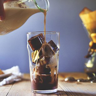 Iced Mocha with Coffee Cubes
